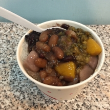 Shaved ice with beans, taro & glutinous balls