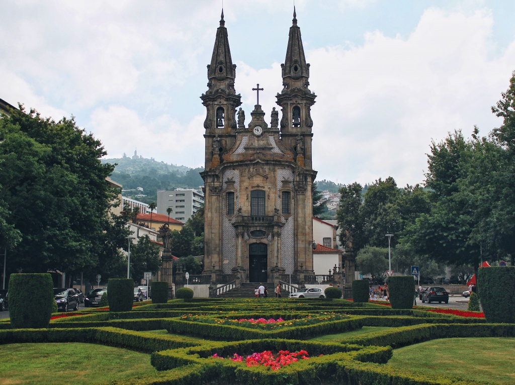 Day trip to Guimaraes (Guimarães)! Igreja de Nossa Senhora da Oliveira